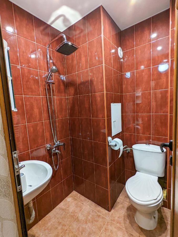 Top Center Relax, Ndk & Vitoshka Str, Free Secured Parking Sofia Exterior photo